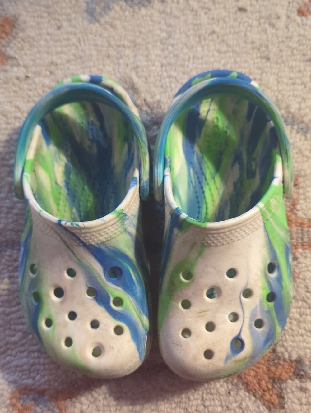 CROCS Kids Green & Blue Tie Dye Glow In The Dark Clogs